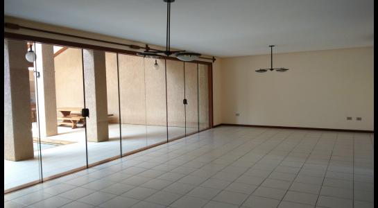 En Alquiler a $us 2,500 Foto 4