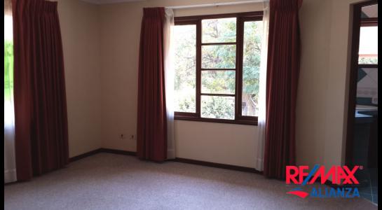 Casa en VentaCalle Los Molles, esq. Jacarandá. Barrio Irlandés (Zona Muyurina). 4 dormitorios 3 baños 2 parqueos Foto 28