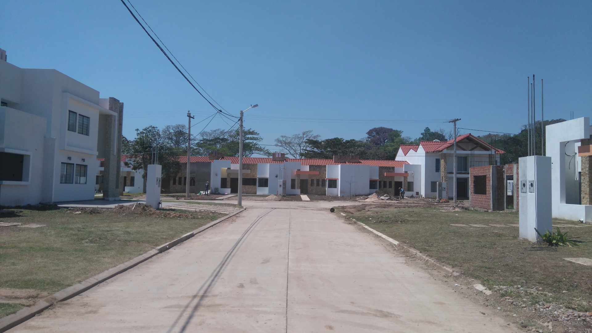 Carrtera Norte Km 8 cerca colegio cambrige us 100,000