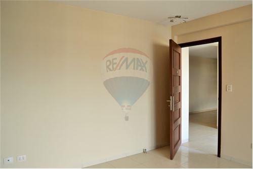 En Alquiler a $us 250 Foto 10