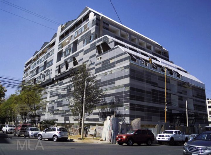 Local comercial en Noroeste en Cochabamba 1 dormitorios 1 baños  Foto 2