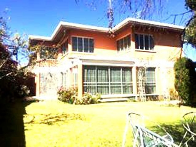 Casa en Achumani en La Paz 4 dormitorios 5 baños 3 parqueos Foto 10