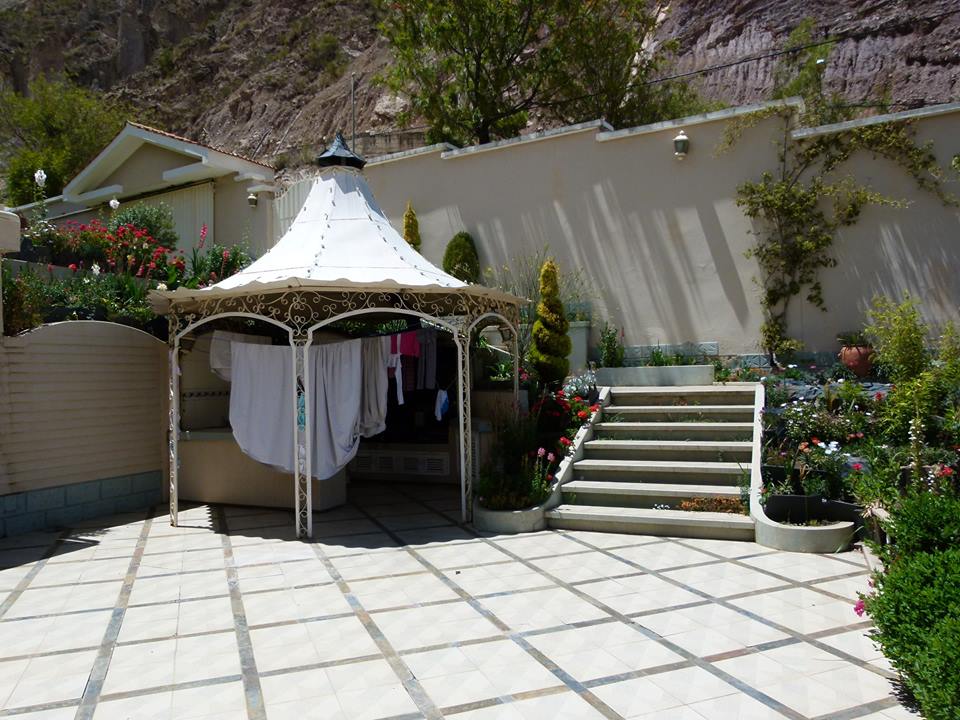 Casa en La Florida en La Paz 6 dormitorios 8 baños 8 parqueos Foto 11