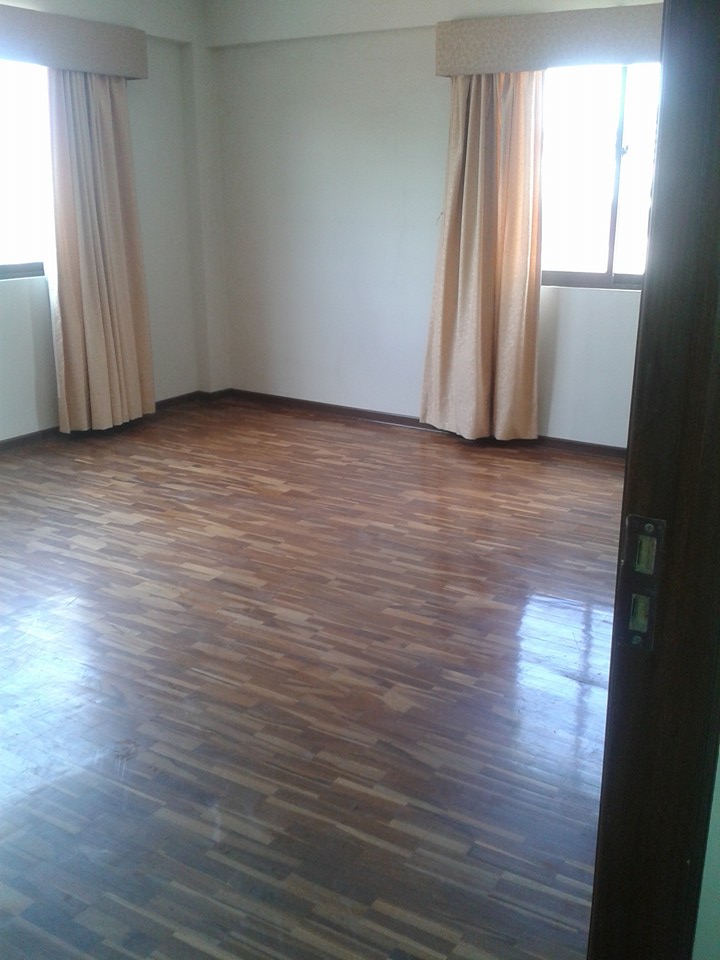 Departamento en VentaAv. Juan Capriles Foto 2