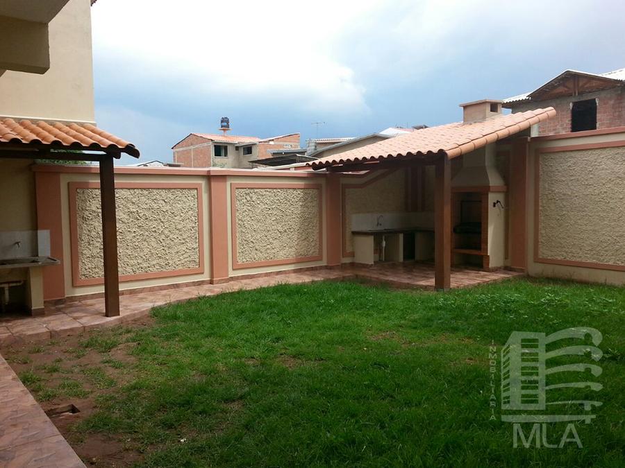 Casa en VentaZONA: Colcapirhua  km 8 Av. Víctor Ustariz 3 dormitorios 2 baños 1 parqueos Foto 17