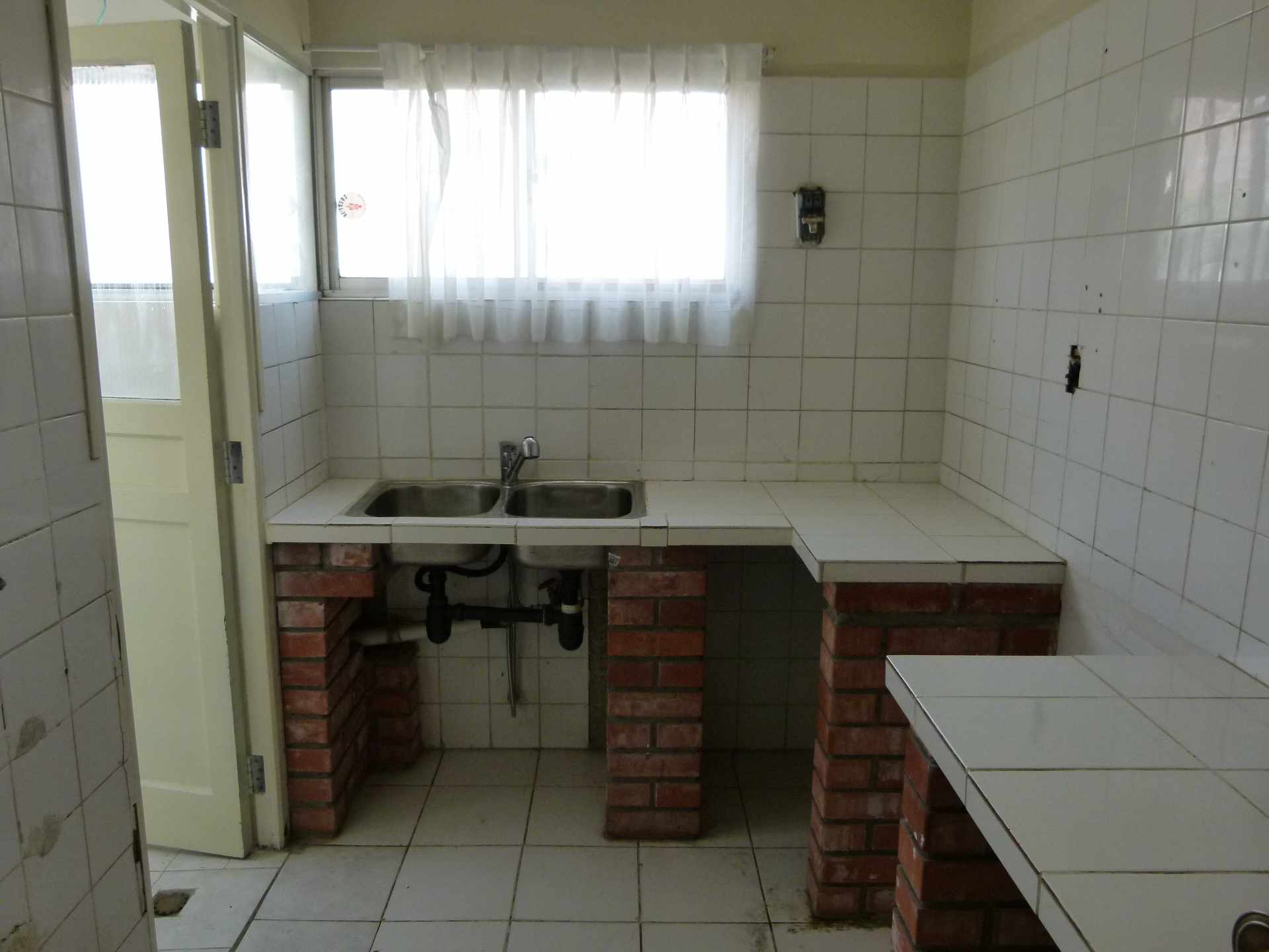 Departamento en Los Pinos en La Paz 3 dormitorios 2 baños  Foto 9