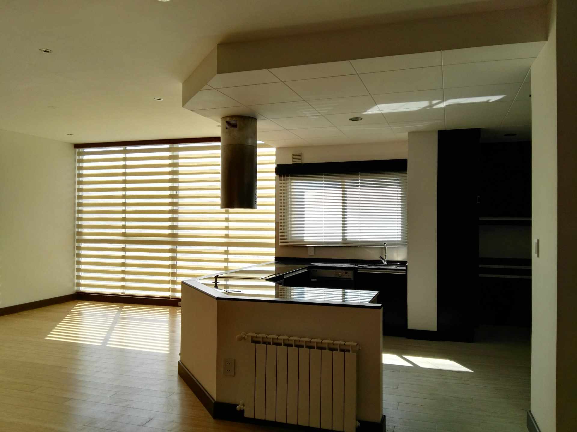 Departamento en Calacoto en La Paz 2 dormitorios 4 baños 2 parqueos Foto 1