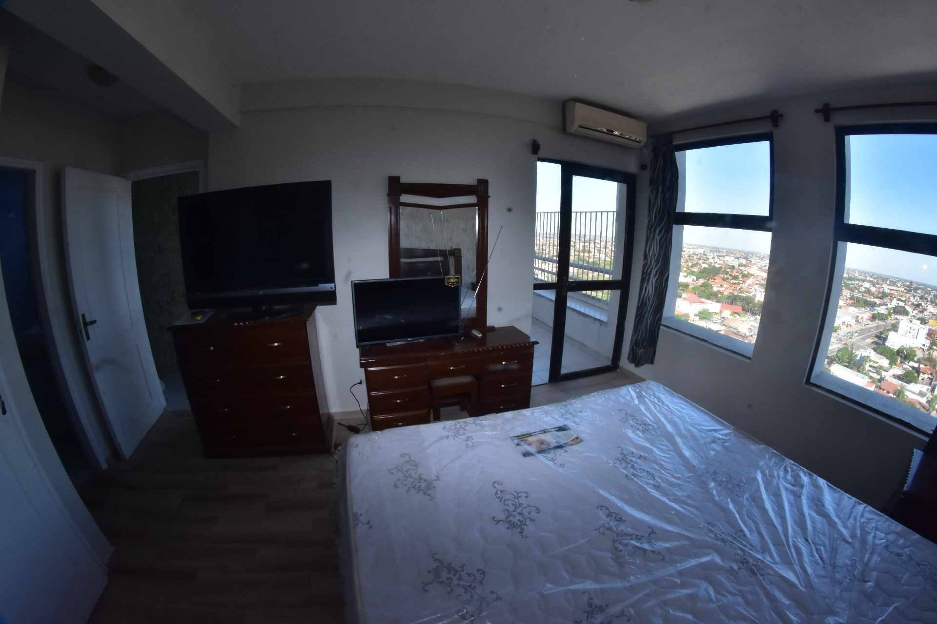 Departamento Segundo Anillo y avenida Paragua calle Riquio  Foto 7