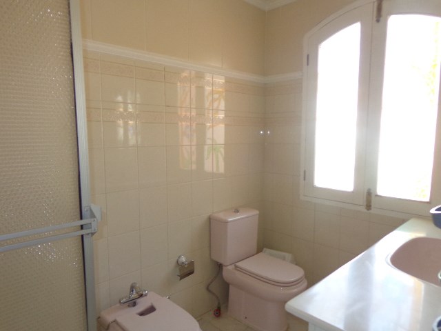 Casa Calle 1 Nº 140 achumani bajo, se ingresa por la 17 de calacoto Foto 5