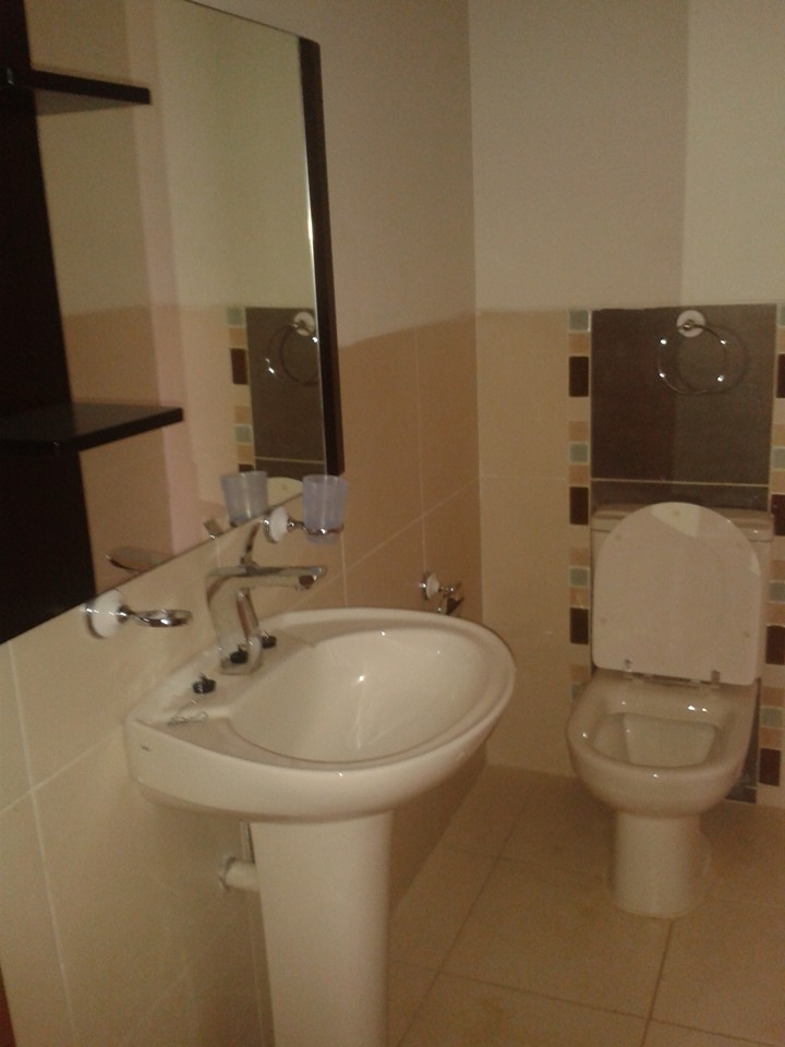 Departamento en VentaAv. Juan Capriles Foto 8