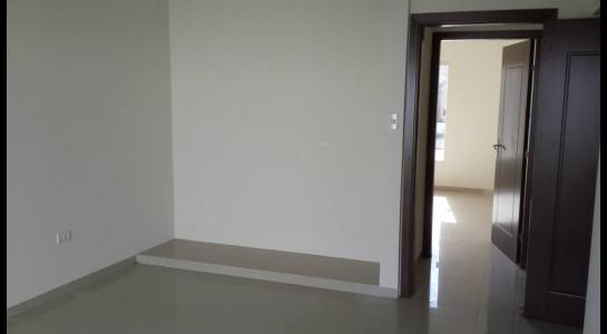 Casa en VentaCondominio Marsella Km 9 entrando por la Av.Banzer Foto 7