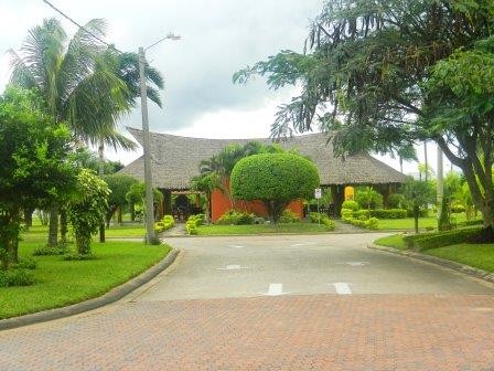 Casa en Carretera Norte en Santa Cruz de la Sierra 3 dormitorios 3 baños 2 parqueos Foto 11