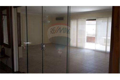 Casa en Entre 3er y 4to anillo Oeste en Santa Cruz de la Sierra  4 baños  Foto 11