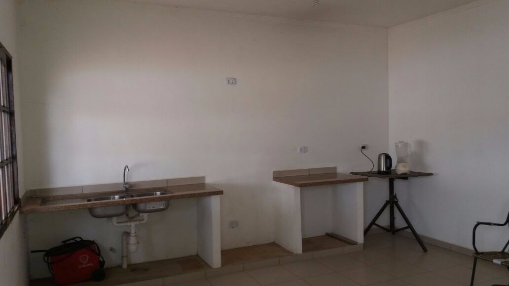 Casa en VentaB. Roca y Coronado, Z. La Colorada, entre 6to y 7mo anillo 3 dormitorios 2 baños 2 parqueos Foto 4