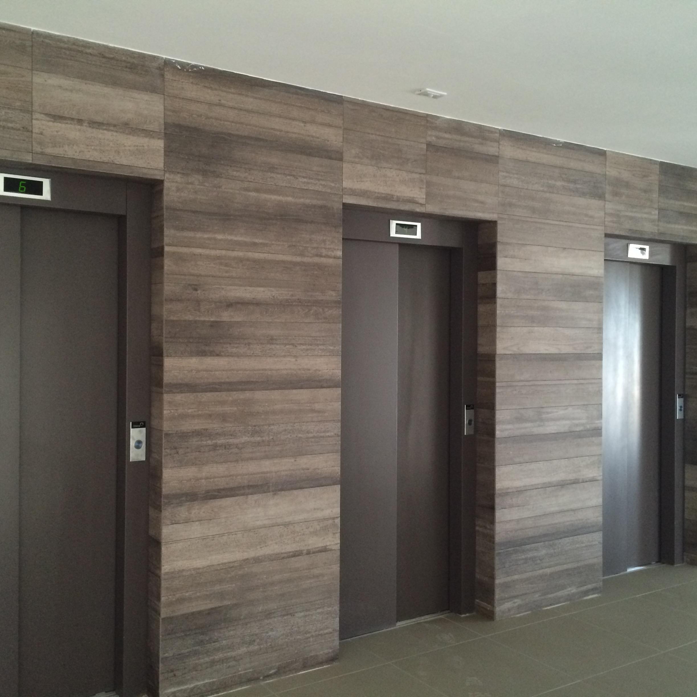 Oficina EDIFICIO TOP CENTER
AV. BENI entre 1º y 2º anillo Foto 8