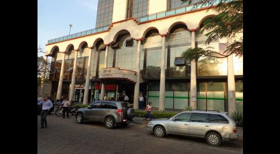 Prolongacion Beni 1er anillo frente al palacio de justicia