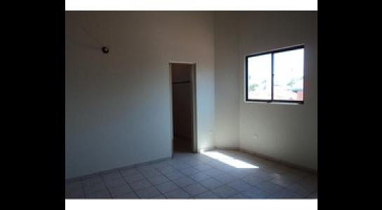 Casa Av. alemana y beni entre 5to y 6to anillo Foto 3