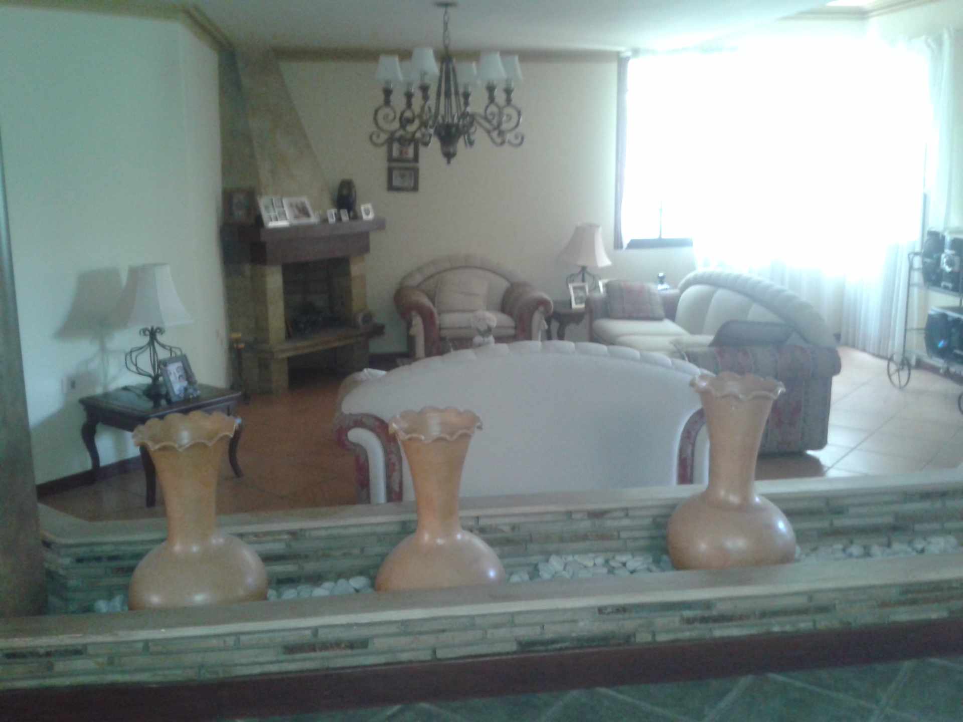 Casa en Muyurina en Cochabamba 5 dormitorios 5 baños 2 parqueos Foto 5