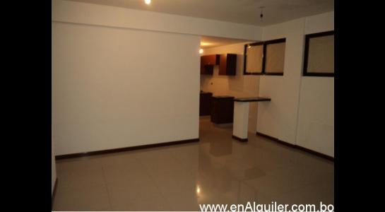 Departamento en AlquilerAv. Pirai entre 5to anillo. 2 dormitorios 2 baños 1 parqueos Foto 2