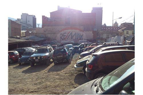 Terreno en VentaObispo Cardenas Foto 2