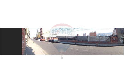 Terreno en VentaObispo Cardenas Foto 5