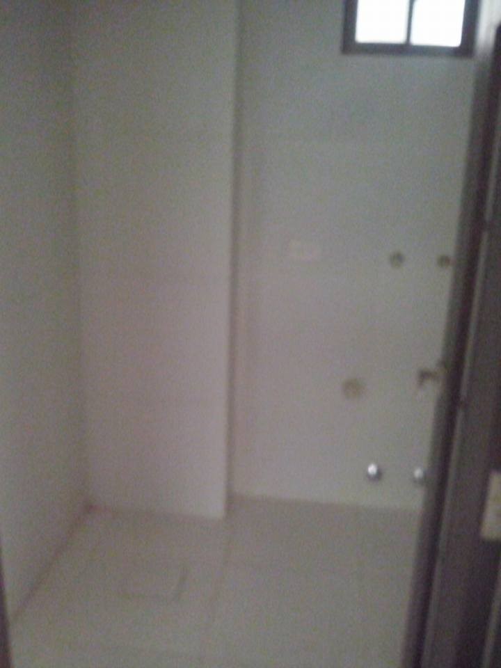 Departamento en AlquilerAv fuerza naval Foto 4