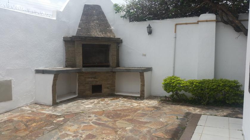 Casa Barrio San Jose Obrero, Entre Canal y Virgen de Cotoca 2do y 3er anillo Foto 10