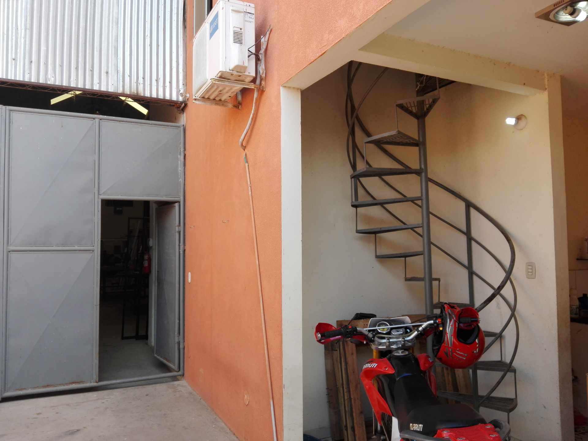 Galpón en VentaATRAS DE URBANIZACION PALMA VERDE, CARRETERA A COTOCA KM 7 ENTRANDO Foto 5