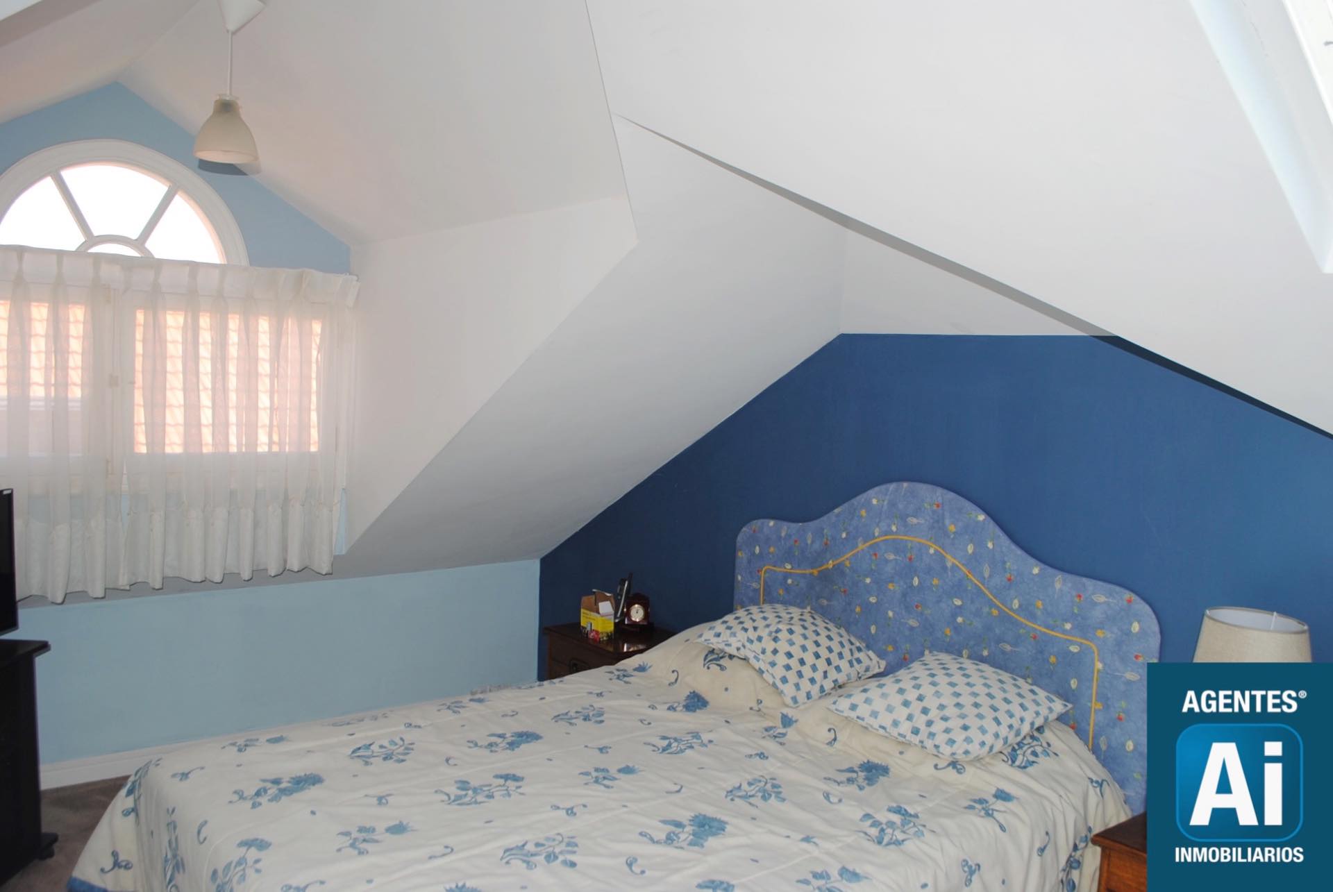 Casa en VentaCerca al Banco Union Foto 4