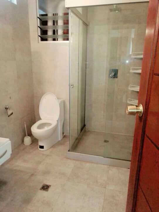 Casa en VentaAuquisamaña (Altura 21 de Calacoto) 4 dormitorios 6 baños 5 parqueos Foto 7