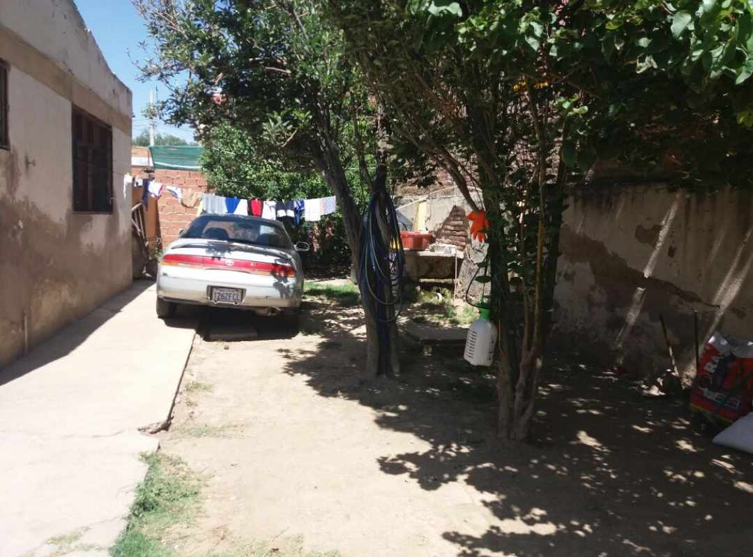 Casa en La Chimba en Cochabamba 3 dormitorios 1 baños 5 parqueos Foto 3