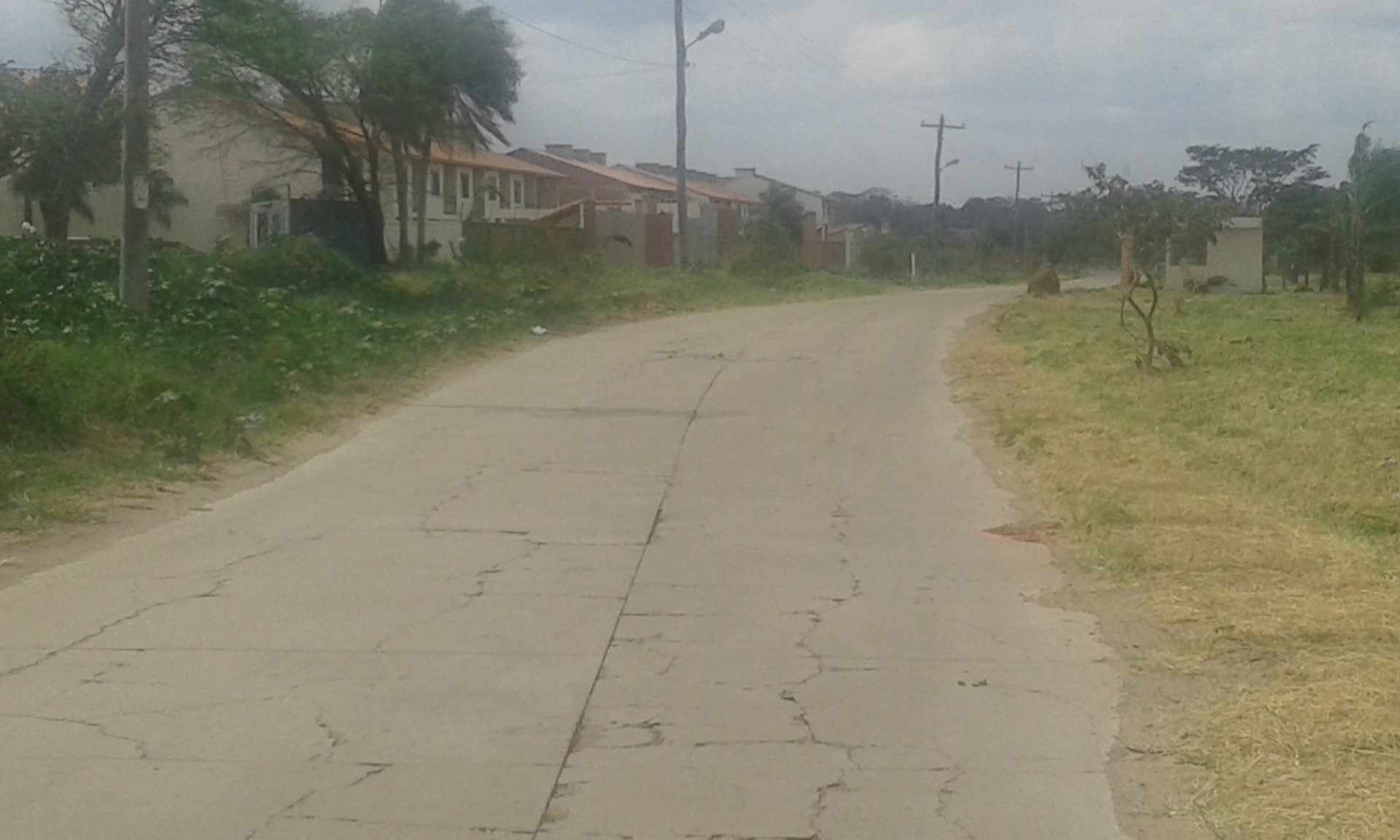 Terreno en VentaURBANIZACION ANDALUCIA KM. 5 1/2 CARRETERA A COTOCA, A 100 M DEL PAVIMENTO, (LA ZONA DEL FUTURO EN SANTA CRUZ), A CUADRAS DEL PARQUE ECOLOGICO, Foto 7
