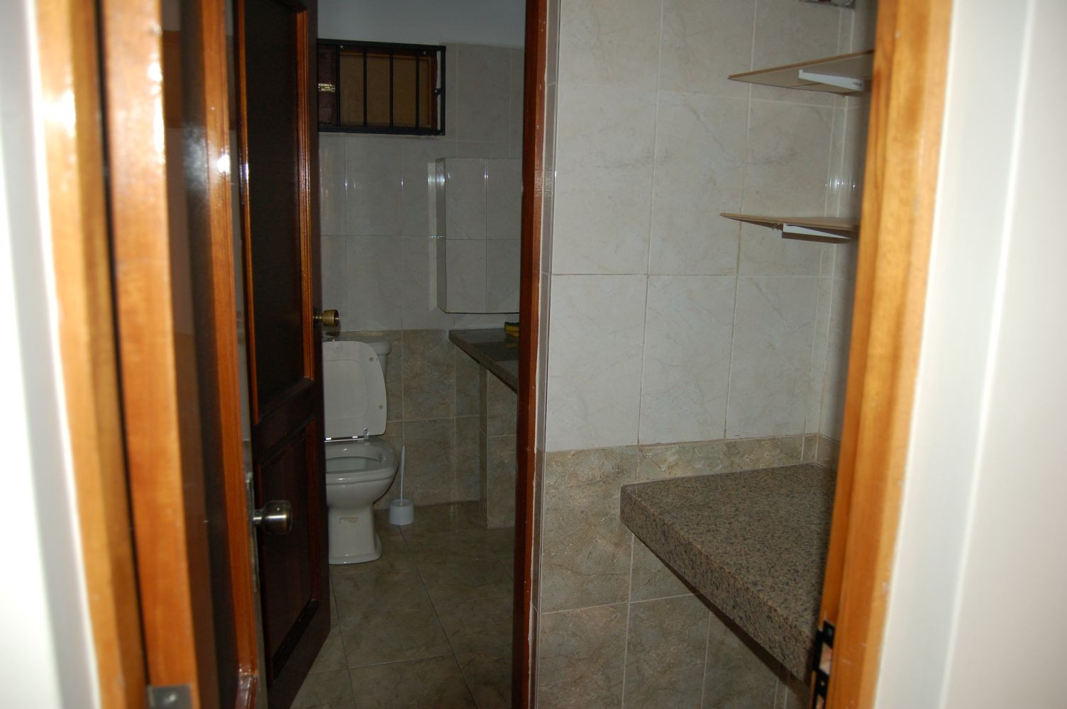 Oficina en VentaAv. Ayacucho esquina General Acha 2 dormitorios 1 baños  Foto 2