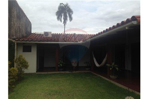 Casa en Equipetrol en Santa Cruz de la Sierra  2 baños 1 parqueos Foto 4