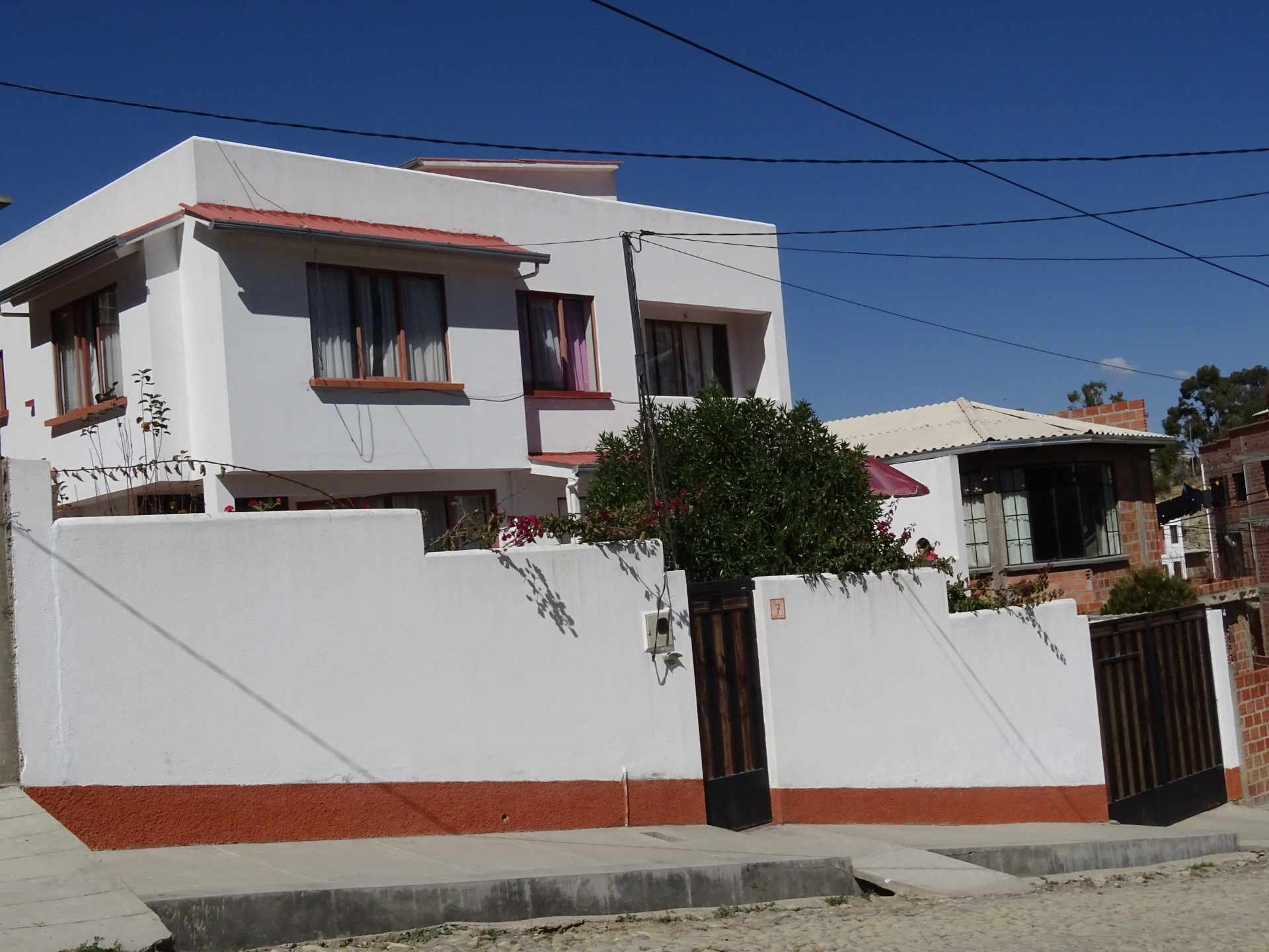 Casa en Mallasilla en La Paz 5 dormitorios 3 baños 2 parqueos Foto 4