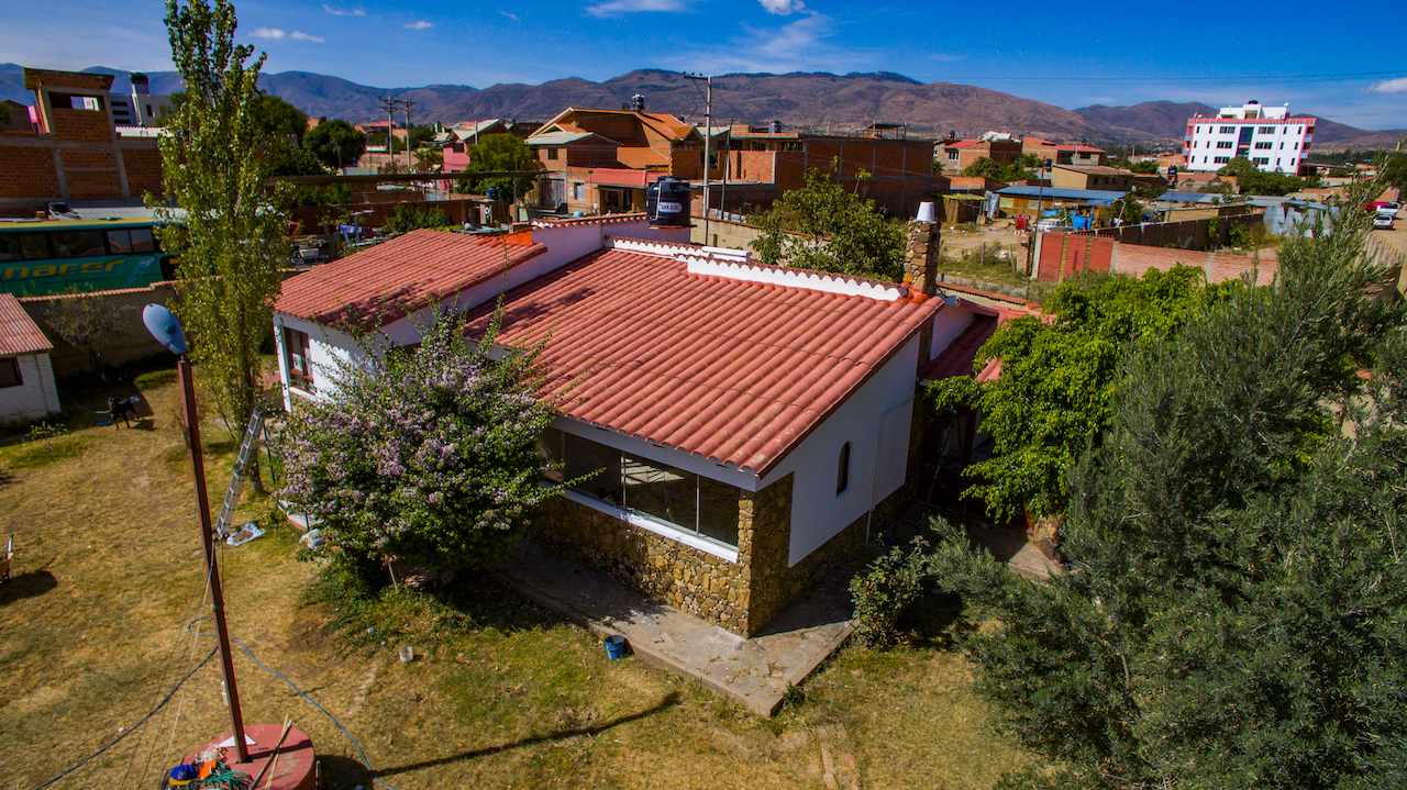 Casa en Sacaba en Cochabamba 3 dormitorios 2 baños  Foto 5