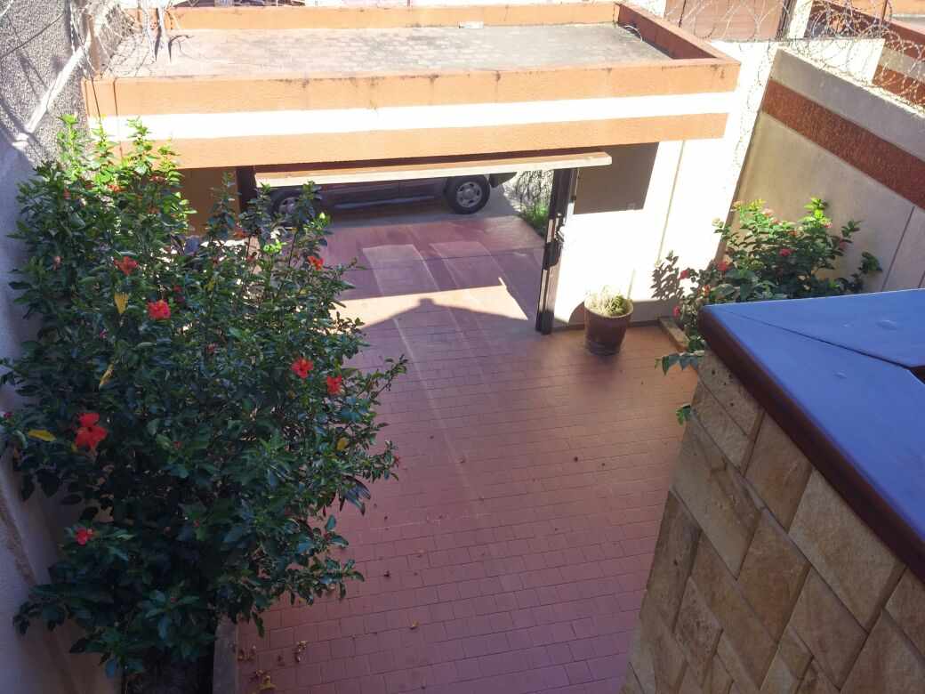 Casa en AlquilerZONA AV. MUTUALISTA y PARAGUA - DENTRO DEL 4TO ANILLO - CASA DE 3 DORM EN ALQUILER 3 dormitorios 4 baños 2 parqueos Foto 2