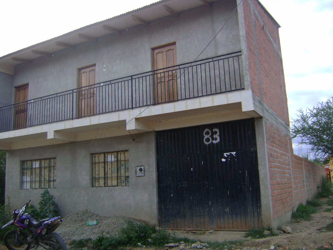Casa en 4 de Julio en Tarija 3 dormitorios 1 baños 1 parqueos Foto 1