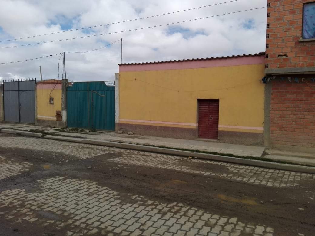 Casa en La Ceja en El Alto 3 dormitorios 2 baños 3 parqueos Foto 3
