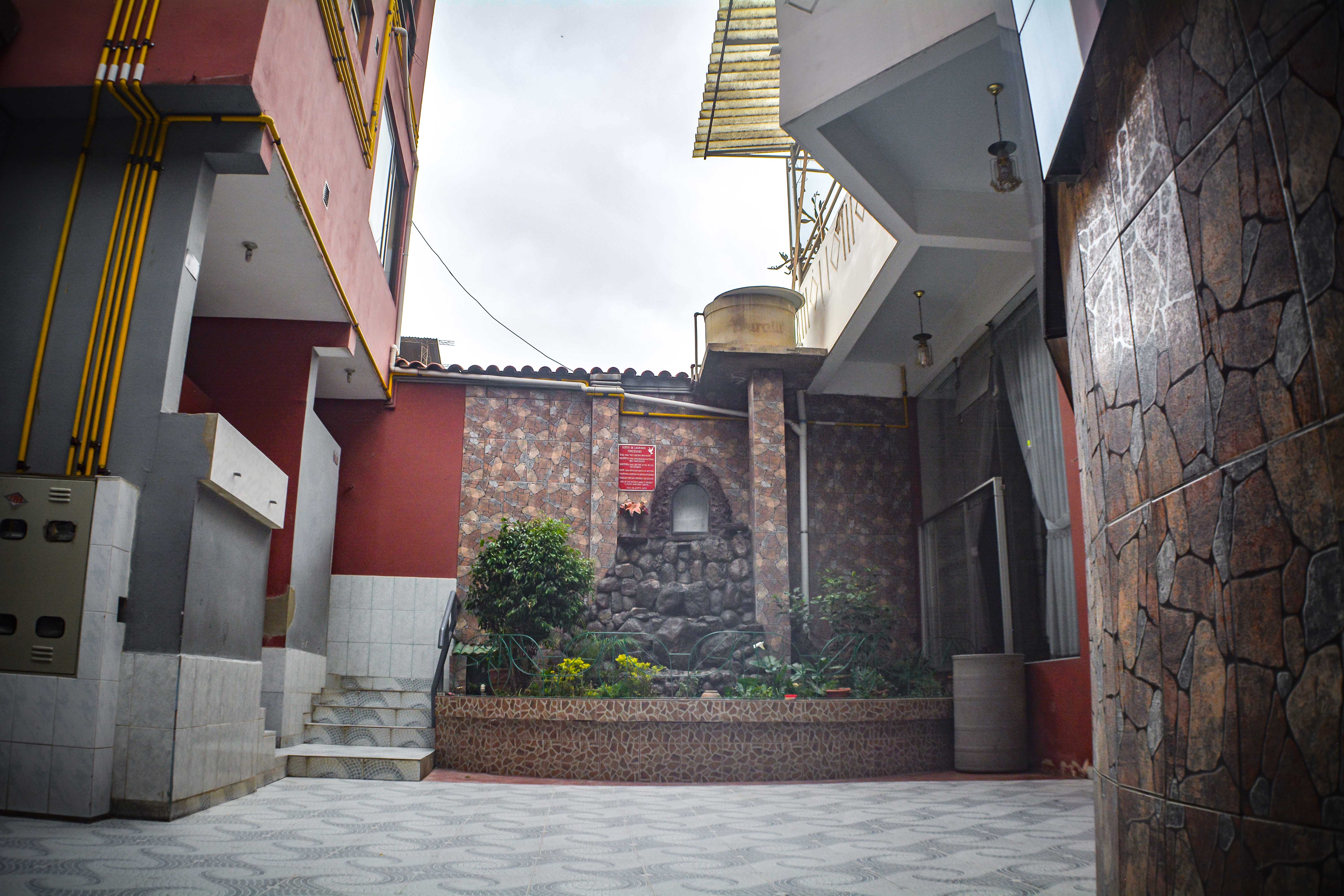 Edificio en Sudoeste en Cochabamba 27 dormitorios 16 baños  Foto 17