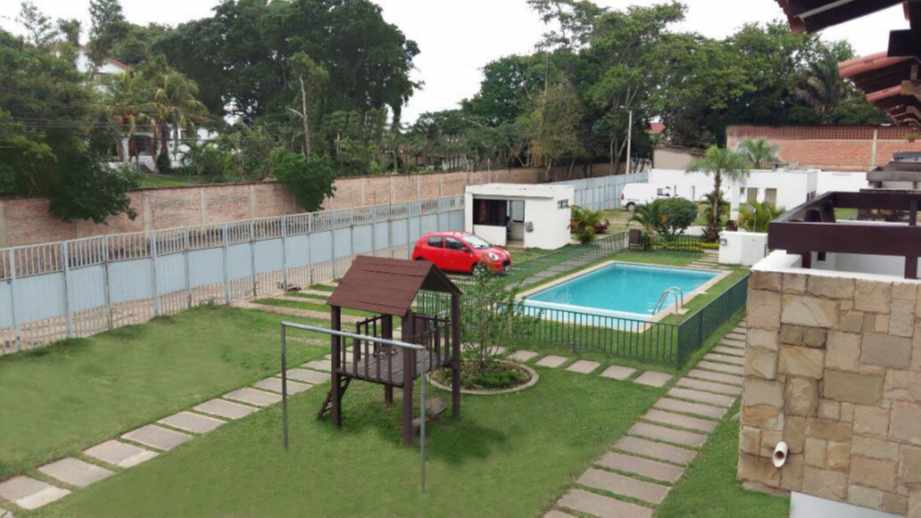 Casa en Entre 5to y 6to anillo Oeste en Santa Cruz de la Sierra 3 dormitorios 3 baños 2 parqueos Foto 5