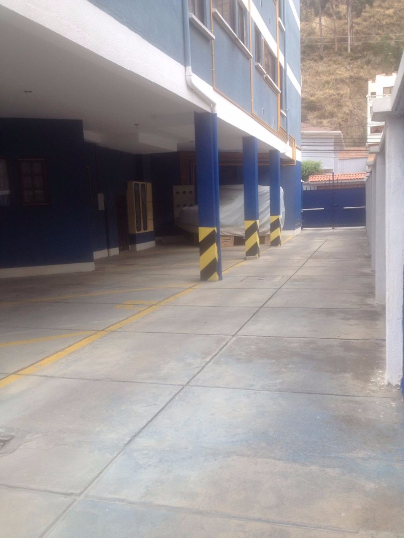 Departamento en Irpavi en La Paz 3 dormitorios 2 baños 1 parqueos Foto 5