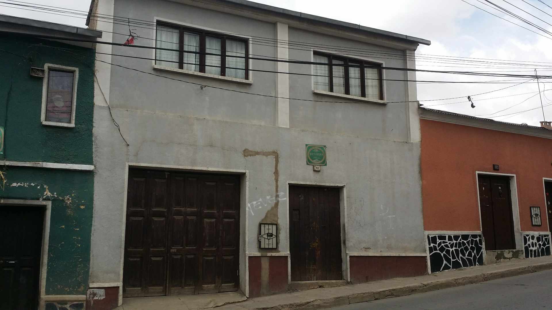 Casa Calle Hernandez próximo al mercado Calvario  Foto 1