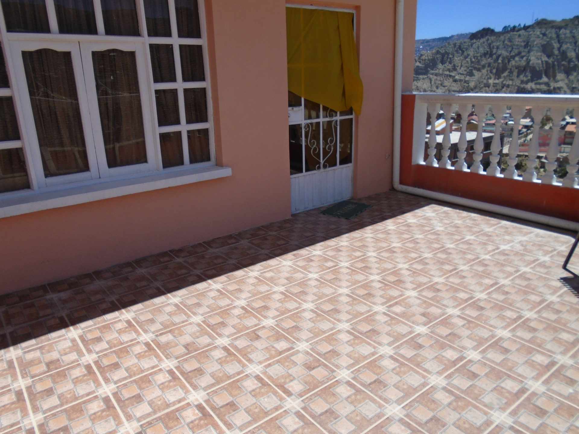 Casa en Irpavi en La Paz 5 dormitorios 4 baños 4 parqueos Foto 12