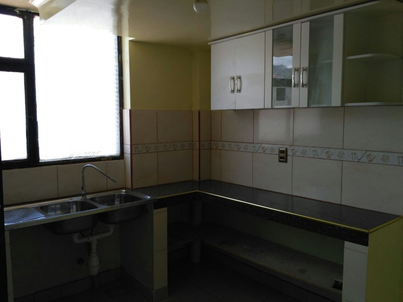 Departamento en AlquilerPasaje Juan Manuel Loza #420, Detrás del Parque Laikakota, Zona Miraflores 2 dormitorios 1 baños  Foto 2