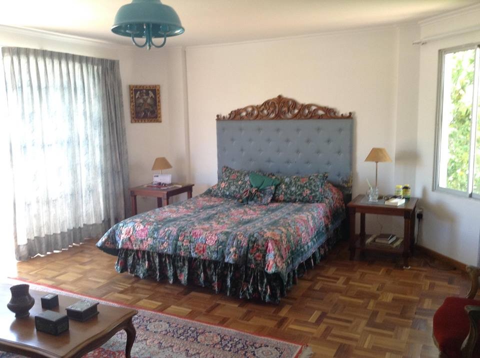 Casa en Mallasilla en La Paz 3 dormitorios 4 baños 2 parqueos Foto 5