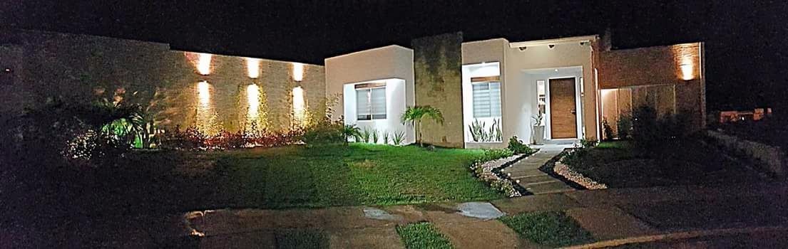 Casa en Urubó en Santa Cruz de la Sierra 3 dormitorios 3 baños 3 parqueos Foto 1