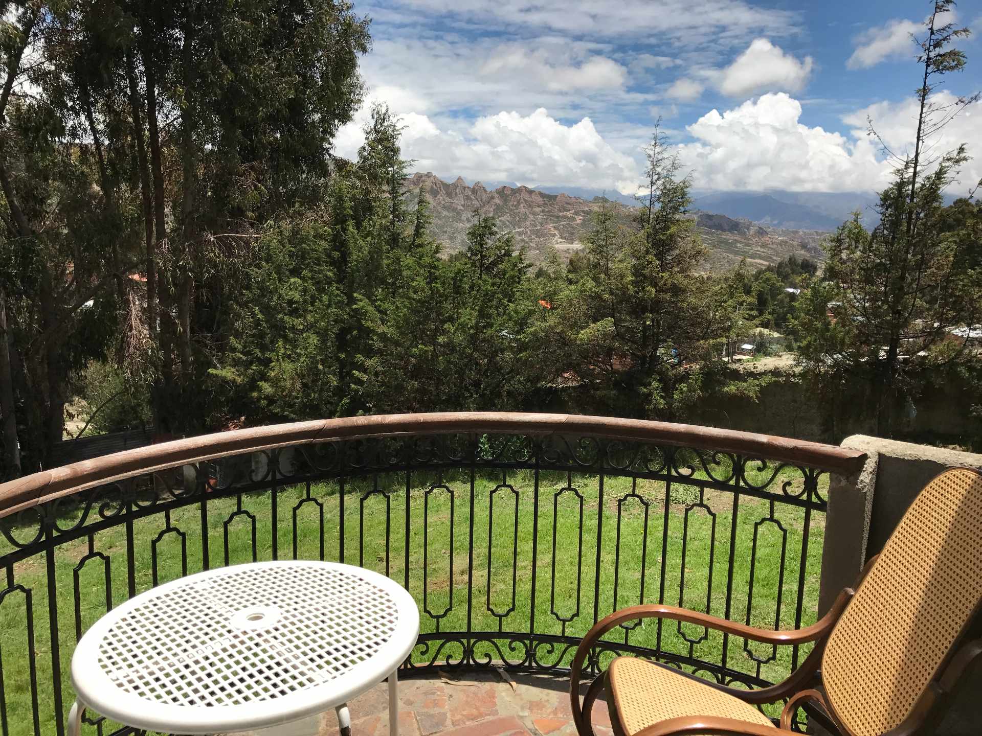 Casa en Achocalla en La Paz 3 dormitorios 5 baños 6 parqueos Foto 7