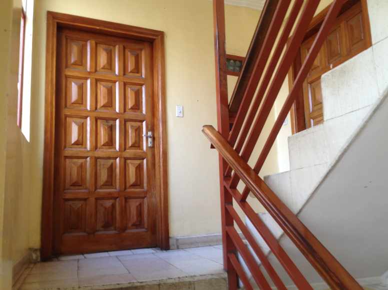 Casa en VentaCalle Linares entre Tarija y Rodriguez 12 dormitorios 6 baños 1 parqueos Foto 1