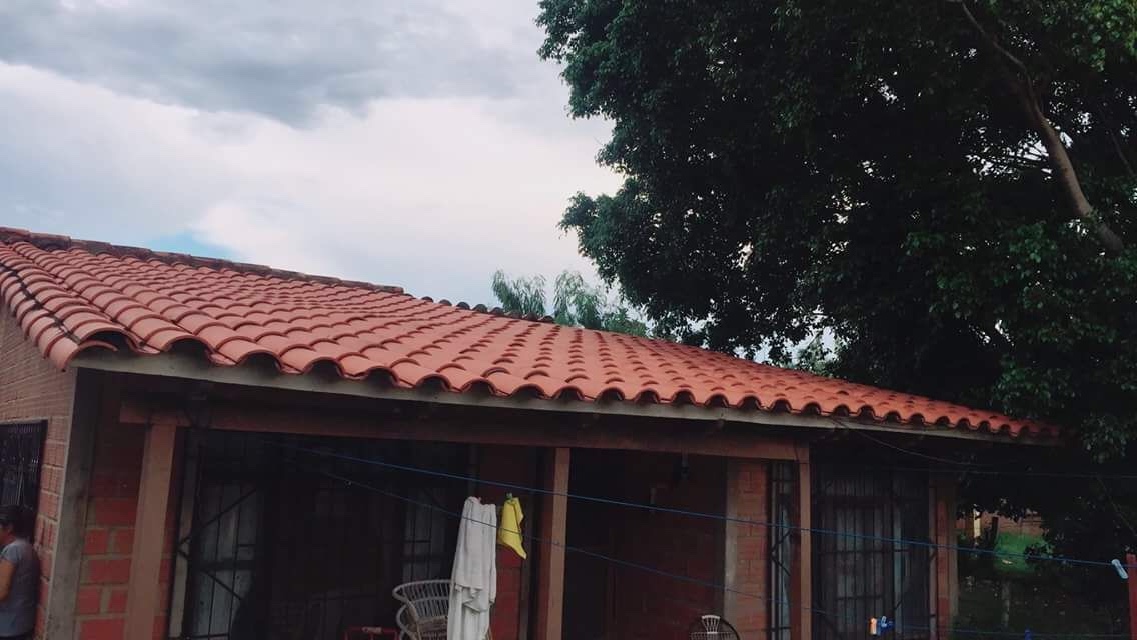 Casa en Venta7mo Anillo Santos Du Mont y 8vo anillo Barrio Hidalgo Cerca del Mercado Max Fernandez  5 dormitorios 2 baños  Foto 8